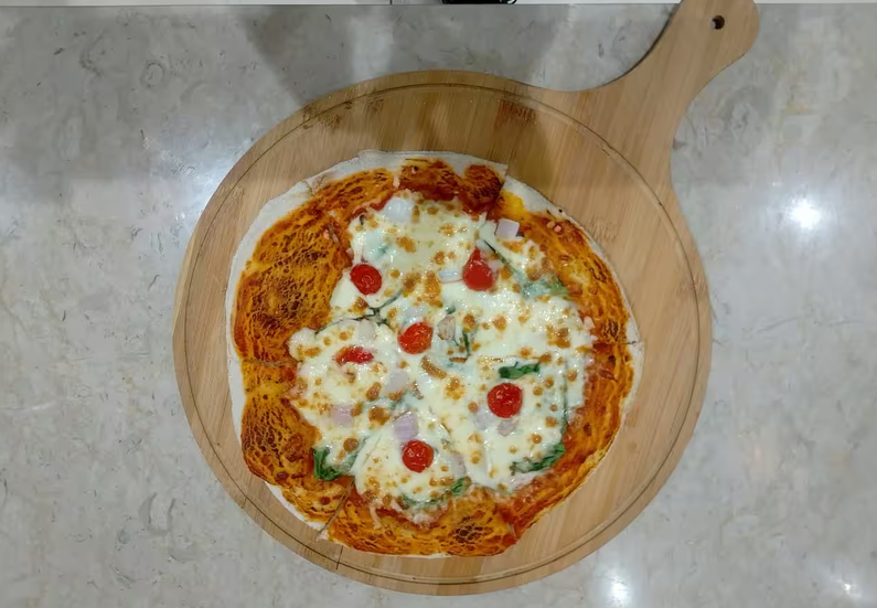 Mediterranean Delight Pizza (16 Inch)