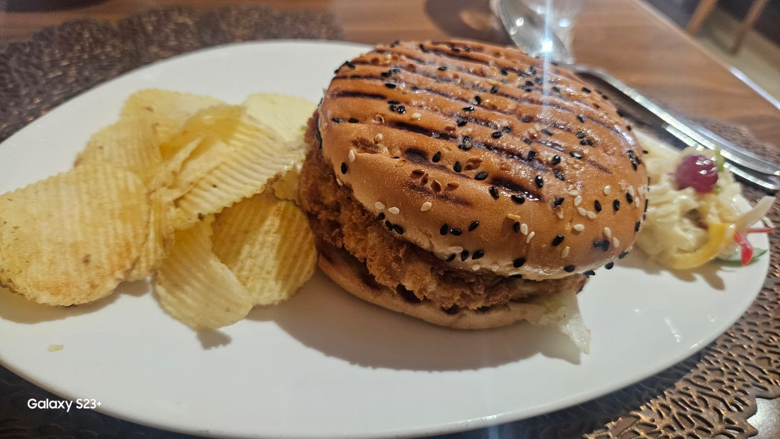 Spicy Peri Peri Cheese Burger